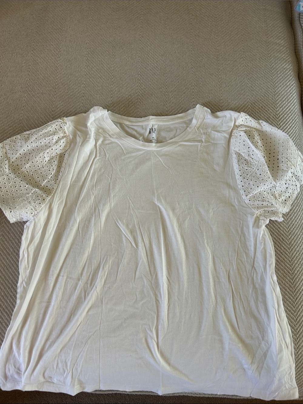 GAP White Tee with Eyelet Puff Sleeves
